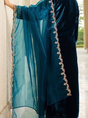 Women Ethnic Motifs Embroidered Regular Velvet Kurta with Trousers & Dupatta 6