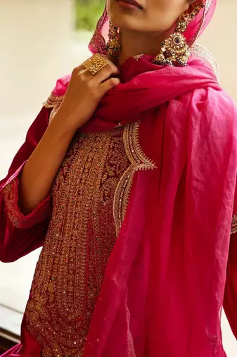 Women Ethnic Motifs Embroidered Sequinned Kurta & Trouser With Dupatta