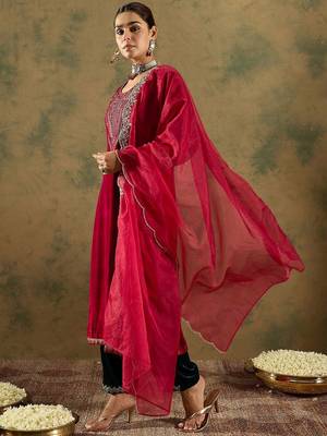 Floral Yoke Design Sequinned Velvet Straight Kurta With Trousers & Dupatta 3