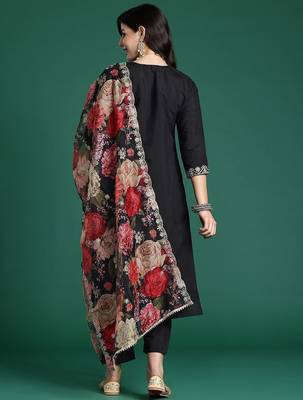 Ethnic Motifs Embroidered Sequinned Kurta With Trousers & Dupatta 6