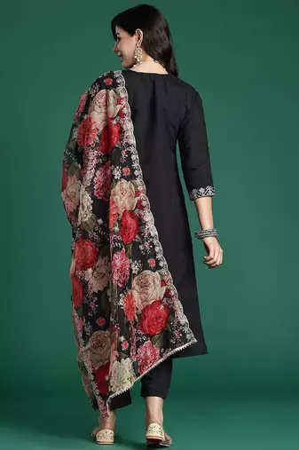 Ethnic Motifs Embroidered Sequinned Kurta With Trousers & Dupatta