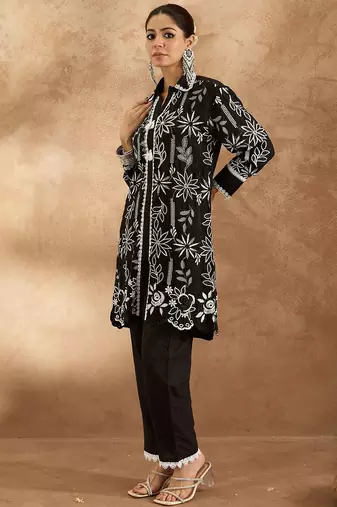 Women Floral Embroidered Regular Thread Work Pure Cotton Kurta with Trousers