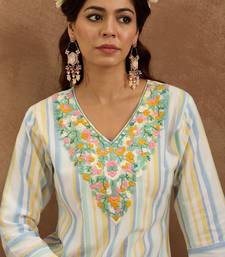 Women Floral Embroidered Regular Thread Work Pure Cotton Kurta with Trousers