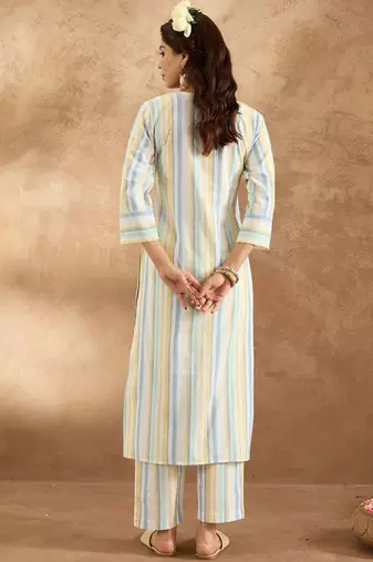 Women Floral Embroidered Regular Thread Work Pure Cotton Kurta with Trousers