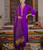 Floral Embroidered Thread Work Liva Straight Kurta With Trousers & Dupatta