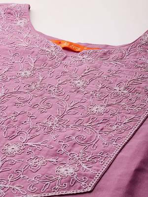 Floral Embroidered Thread Work Kurta with Trousers & Dupatta 2