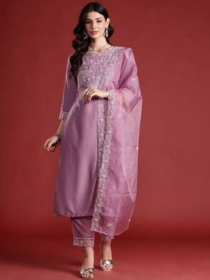 Floral Embroidered Thread Work Kurta with Trousers & Dupatta 5
