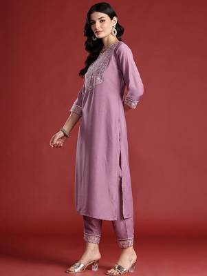 Floral Embroidered Thread Work Kurta with Trousers & Dupatta 6