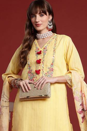 Women Embroidered Regular Thread Work Pure Cotton Kurta with Trousers & With Dupatta