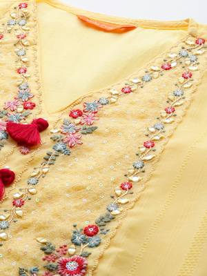 Women Embroidered Regular Thread Work Pure Cotton Kurta with Trousers & With Dupatta 2