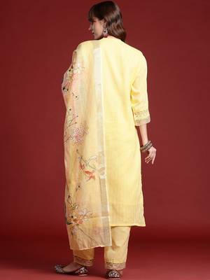Women Embroidered Regular Thread Work Pure Cotton Kurta with Trousers & With Dupatta 5