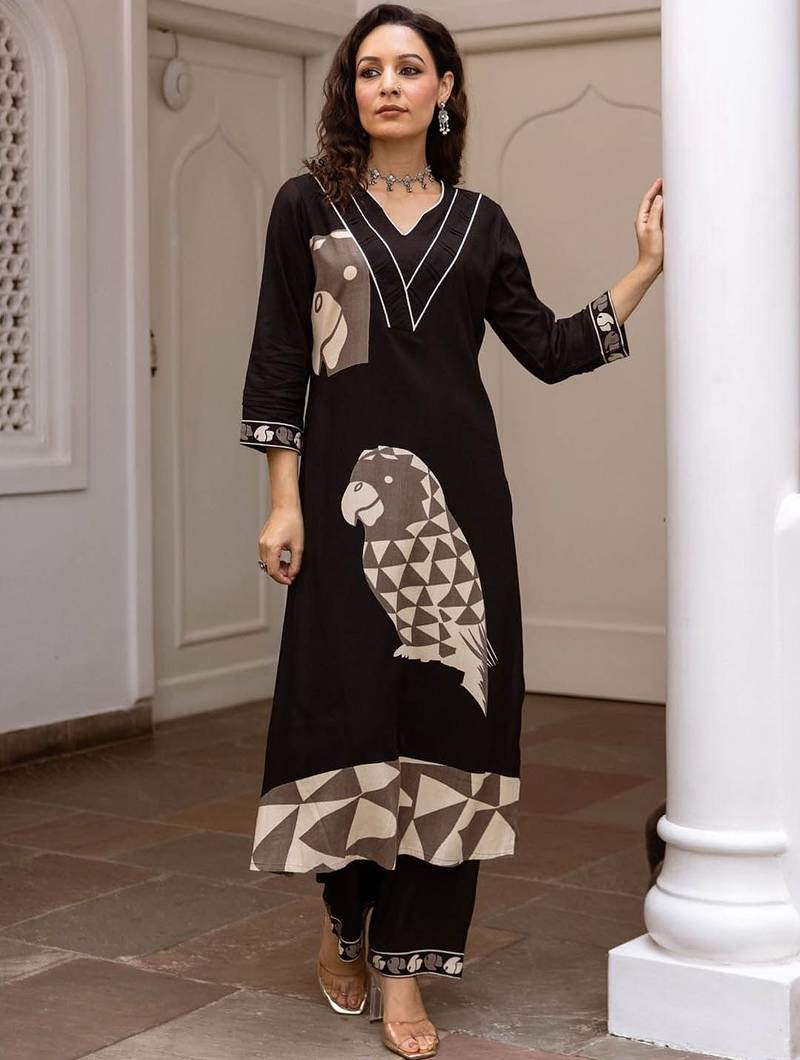 Quirky Printed Straight Kurta With Trousers