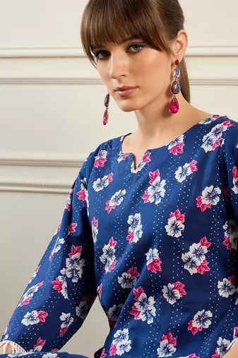Women Floral Printed Regular Pure Cotton Kurta with Trousers
