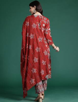 Floral Printed Sequinned Pure Cotton Kurta With Trousers & Dupatta 6