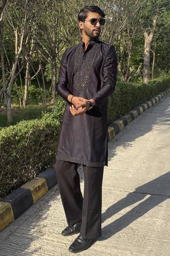 Navy blue floral embroidered & sequin embellished cotton festive kurta for men