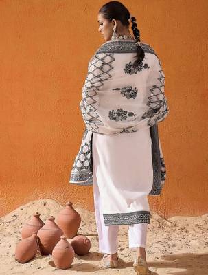 White Ethnic Motifs Woven Design Straight Kurta with Trousers & Dupatta 5