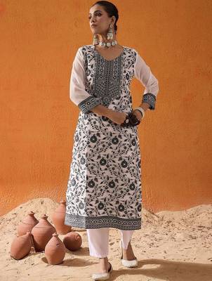 White Ethnic Motifs Woven Design Straight Kurta with Trousers & Dupatta 6