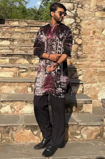 Black and wine paisley printed premium velvet partywear kurta for men