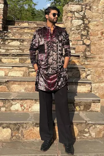 Black and wine paisley printed premium velvet partywear kurta for men