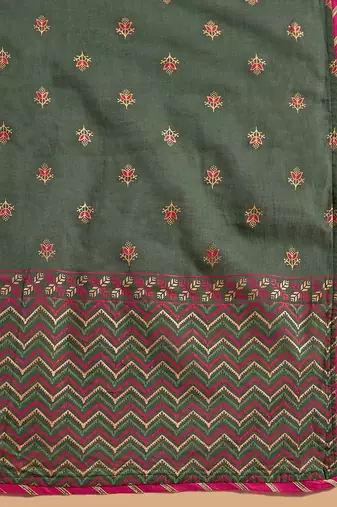 Floral Printed A-Line Sequinned Kurta with Trousers & Dupatta
