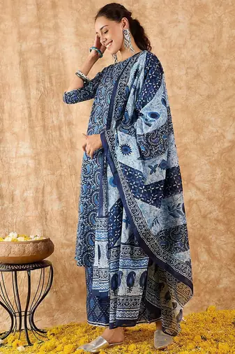 Paisley Printed Straight Kurta with Palazzos & Dupatta