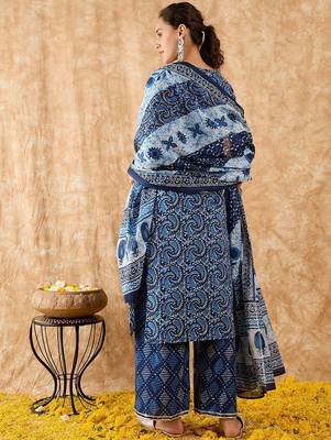 Paisley Printed Straight Kurta with Palazzos & Dupatta 6