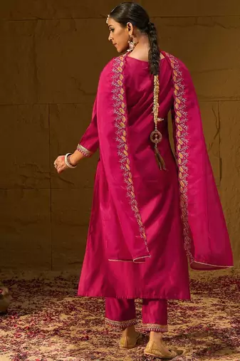 Ethnic Motifs Embroidered Sequinned Liva Straight Kurta With Trousers & Dupatta