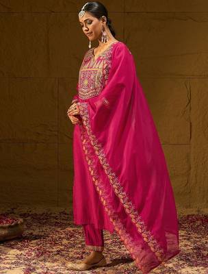 Ethnic Motifs Embroidered Sequinned Liva Straight Kurta With Trousers & Dupatta 4