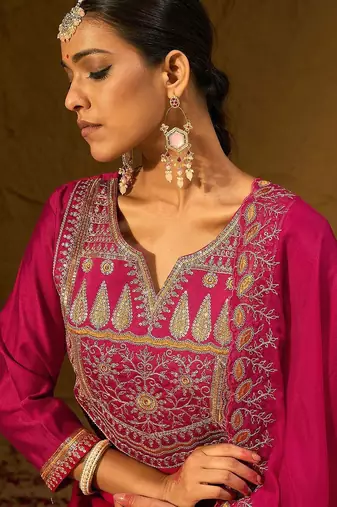Ethnic Motifs Embroidered Sequinned Liva Straight Kurta With Trousers & Dupatta