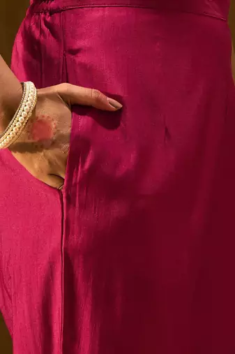Ethnic Motifs Embroidered Sequinned Liva Straight Kurta With Trousers & Dupatta
