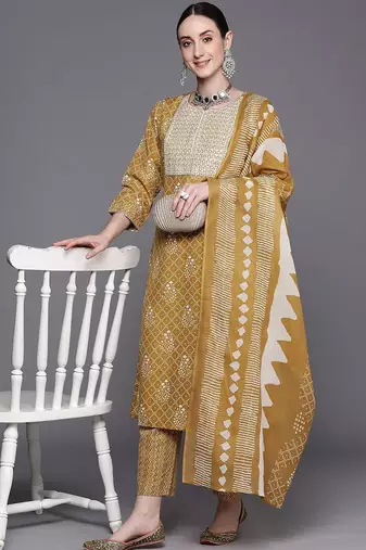 Women Ethnic Motifs Printed Regular Thread Work Pure Cotton Kurta with Trousers & With Dupatta