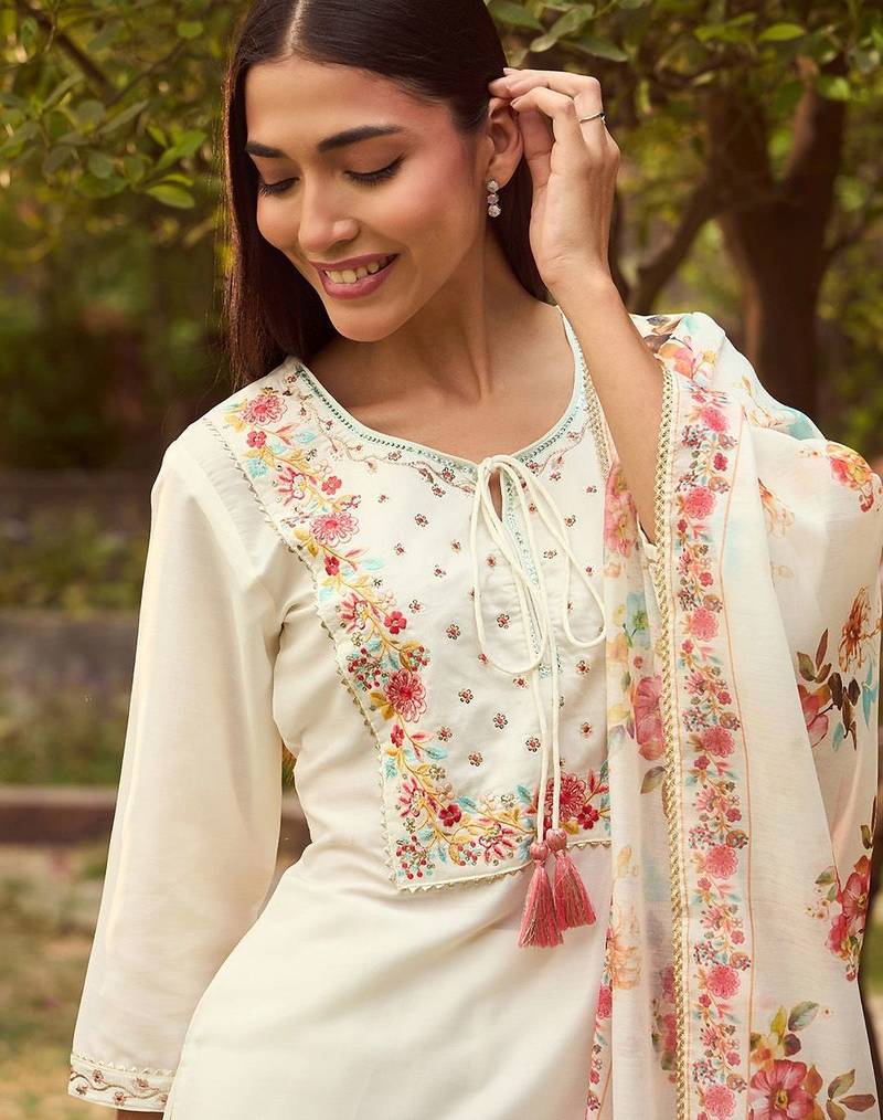 Ethnic Motifs Embroidered Tie-Up Neck Straight Kurta with Trousers & Dupatta