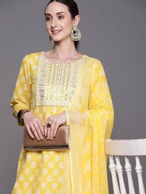 Floral Printed Three-Quarter Sleeves Sequinned Pure Cotton Straight Kurta Set 7