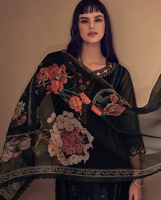 Women Floral Embroidered Panelled Thread Work Kurta with Trousers & With Dupatta 1