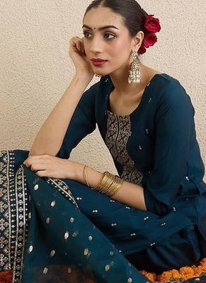 Women Solid Embroidered Kurta with Palazzo & Dupatta 6