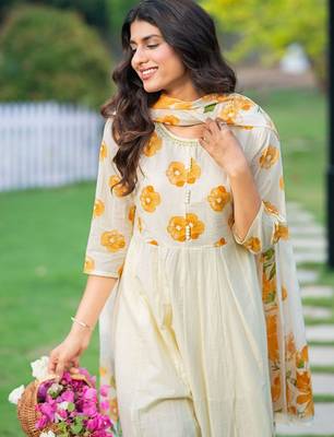 Women Floral Printed Regular Pure Cotton Kurta with Trousers & Dupatta 6