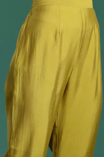 Women Ethnic Motifs Embroidered Pleated Mirror Work Kurta with Trousers