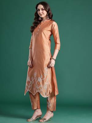 Floral Embroidered Thread Work Pure Cotton Kurta with Trousers 4