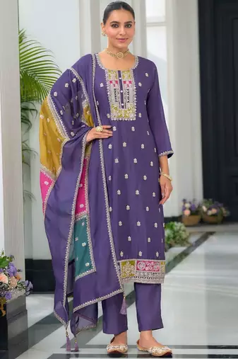 Women Ethnic Motifs Embroidered Regular Mirror Work Kurta with Trousers & With Dupatta