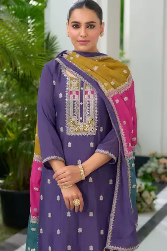 Women Ethnic Motifs Embroidered Regular Mirror Work Kurta with Trousers & With Dupatta