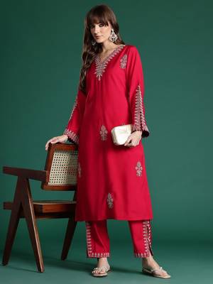Ethnic Motifs Embroidered Sequinned Kurta with Trousers 1