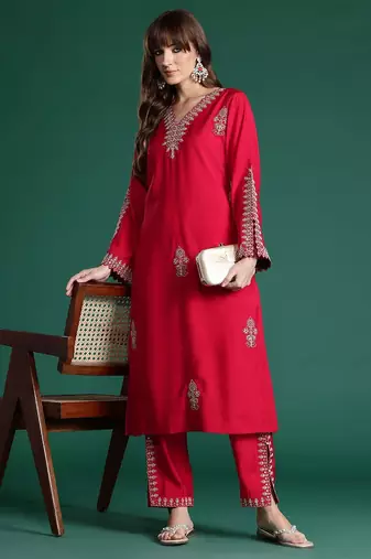 Ethnic Motifs Embroidered Sequinned Kurta with Trousers