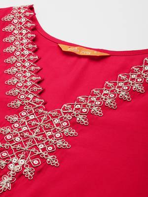 Ethnic Motifs Embroidered Sequinned Kurta with Trousers 2