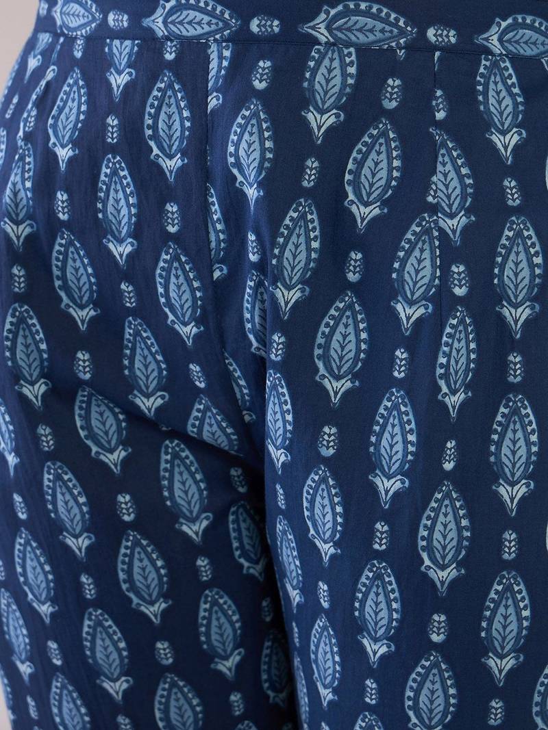 Ethnic Motifs Printed Round Neck Pure Cotton Kurta With Trousers