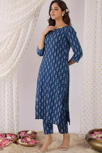 Ethnic Motifs Printed Round Neck Pure Cotton Kurta With Trousers