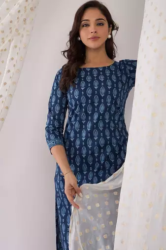 Ethnic Motifs Printed Round Neck Pure Cotton Kurta With Trousers