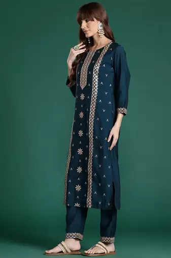 Ethnic Motifs Embroidered Panelled Sequinned Kurta with Trousers & With Dupatta