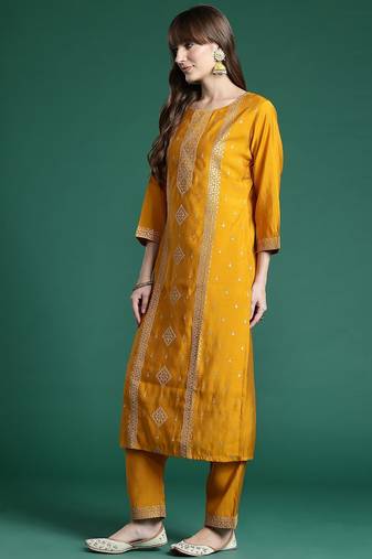 Ethnic Motifs Embroidered Regular Sequinned Kurta with Trousers & Dupatta