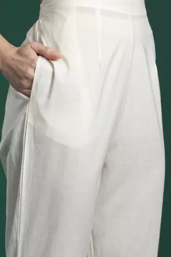 Floral Embroidered Thread Work Pure Cotton Kurta with Trousers & With Dupatta