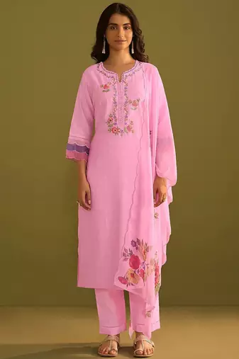 Women Floral Embroidered Regular Thread Work Kurta with Trousers & With Dupatta